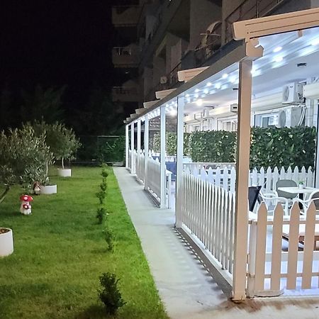 Suncoast Rooms Port Side Sarandë エクステリア 写真