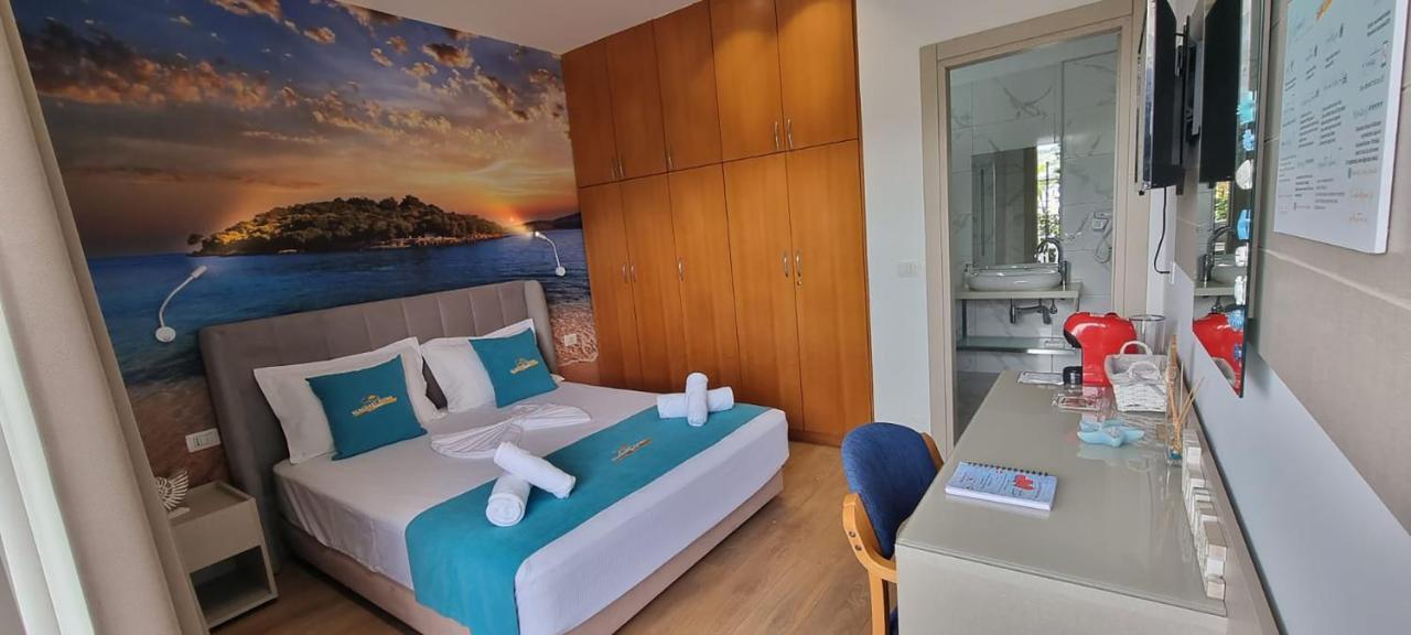 Suncoast Rooms Port Side Sarandë エクステリア 写真