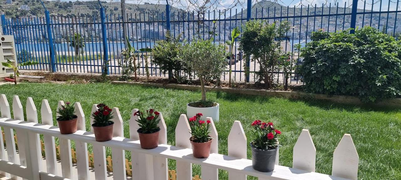 Suncoast Rooms Port Side Sarandë エクステリア 写真