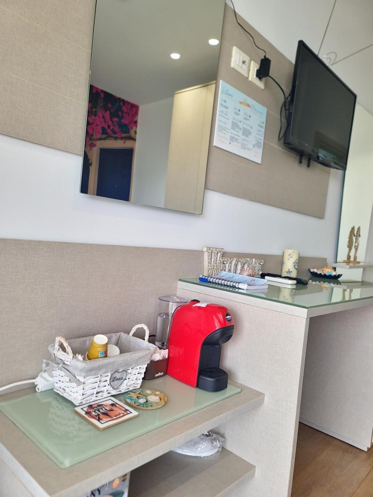Suncoast Rooms Port Side Sarandë エクステリア 写真